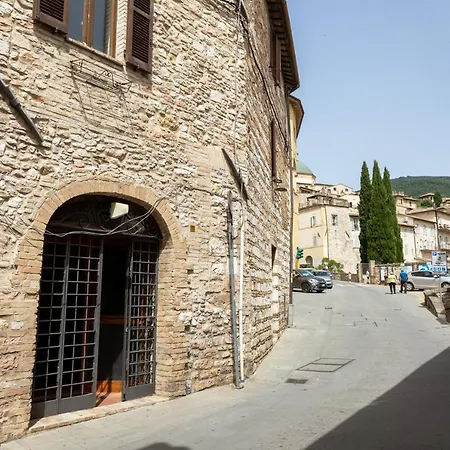 Domus Sant'agnese, A 50 Mt Da Carlo Acutis * Asyż