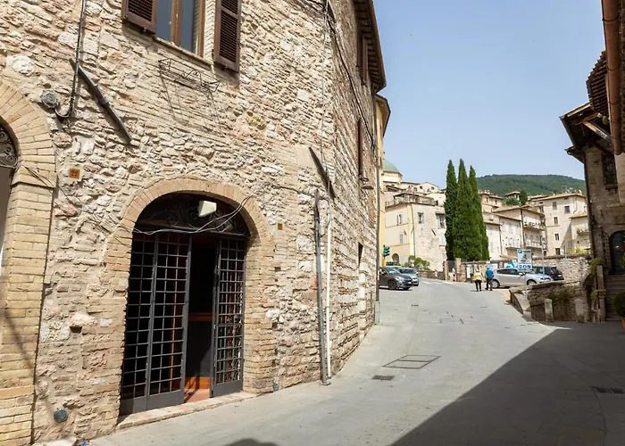 Domus Sant'Agnese, A 50 Mt Da Carlo Acutis * Assisi