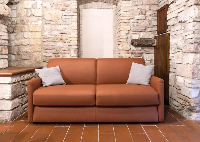 Casa de Férias Domus Sant'Agnese, A 50 Mt Da Carlo Acutis