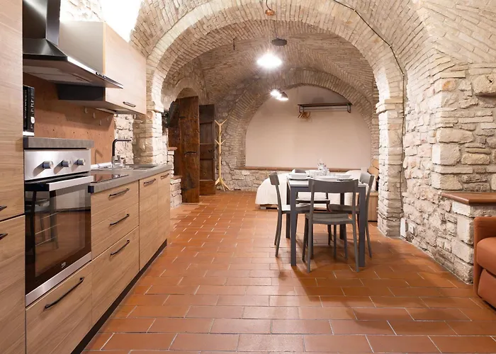 Loft Nel Cuore Di - 50 Mt Da Carlo Acutis Vakantiehuis *